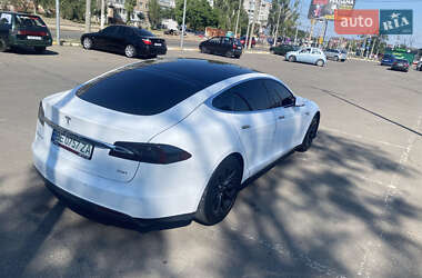 Ліфтбек Tesla Model S 2016 в 