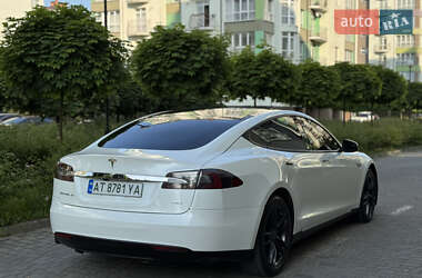 Ліфтбек Tesla Model S 2014 в 