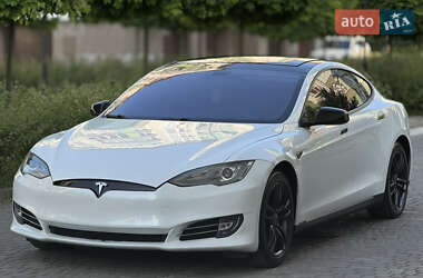 Ліфтбек Tesla Model S 2014 в 