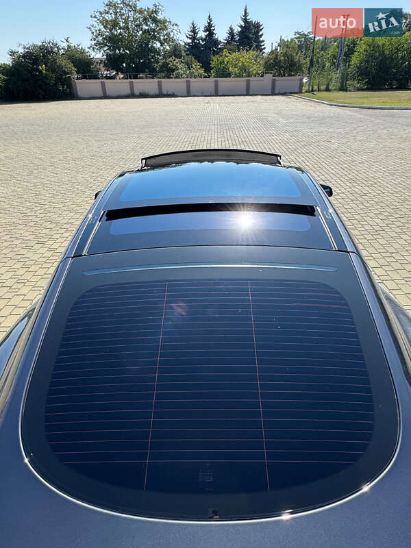 Лифтбек Tesla Model S 2017 в Одессе