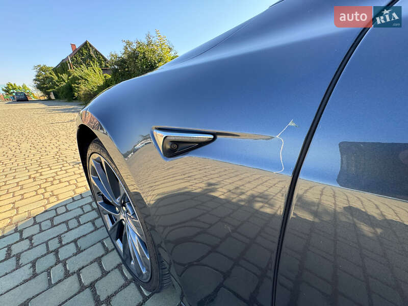 Лифтбек Tesla Model S 2017 в Одессе