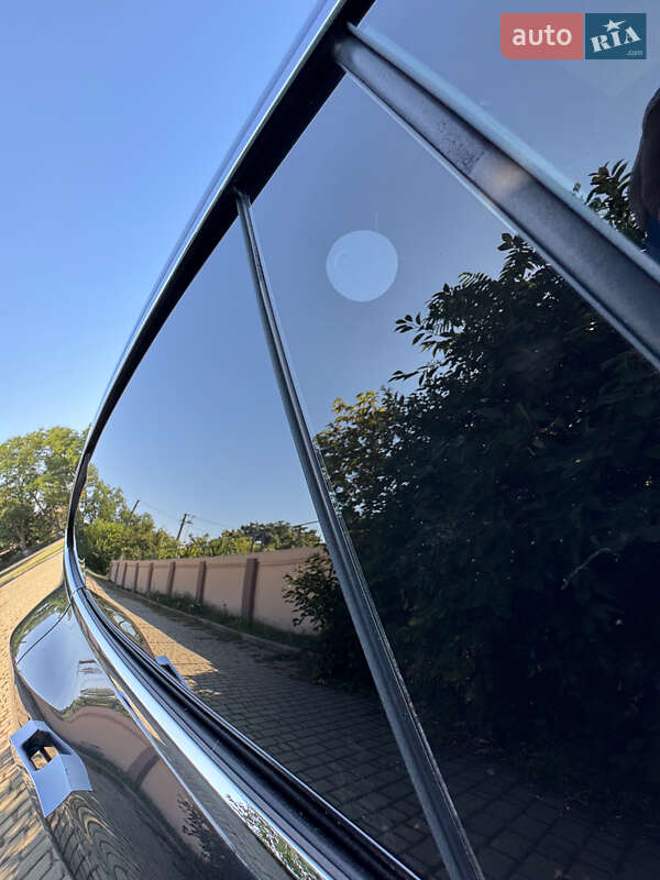 Лифтбек Tesla Model S 2017 в Одессе