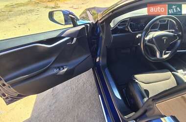 Лифтбек Tesla Model S 2017 в Ивано-Франковске