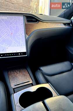 Ліфтбек Tesla Model S 2020 в 