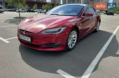 Ліфтбек Tesla Model S 2017 в Києві