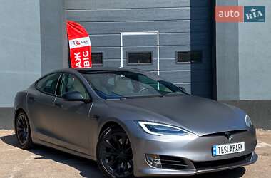 Ліфтбек Tesla Model S 2019 в 
