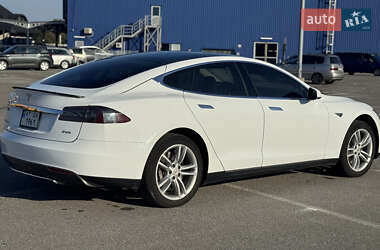 Ліфтбек Tesla Model S 2013 в 