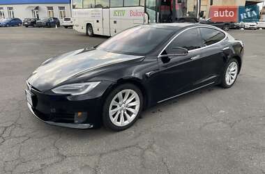Ліфтбек Tesla Model S 2016 в 