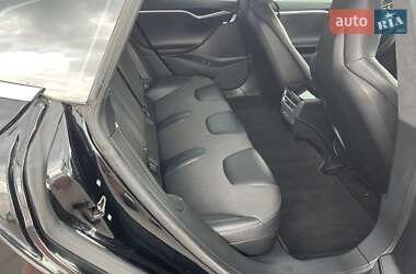 Ліфтбек Tesla Model S 2016 в 