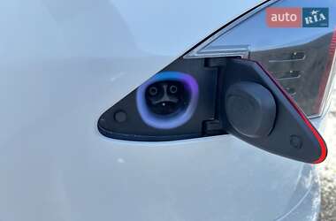 Лифтбек Tesla Model S 2016 в Черкассах