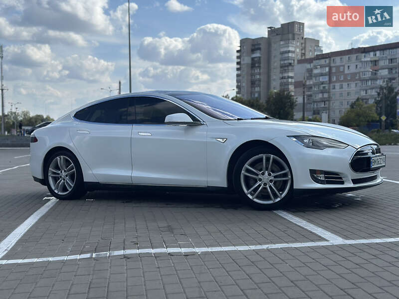 Ліфтбек Tesla Model S 2012 в Сумах