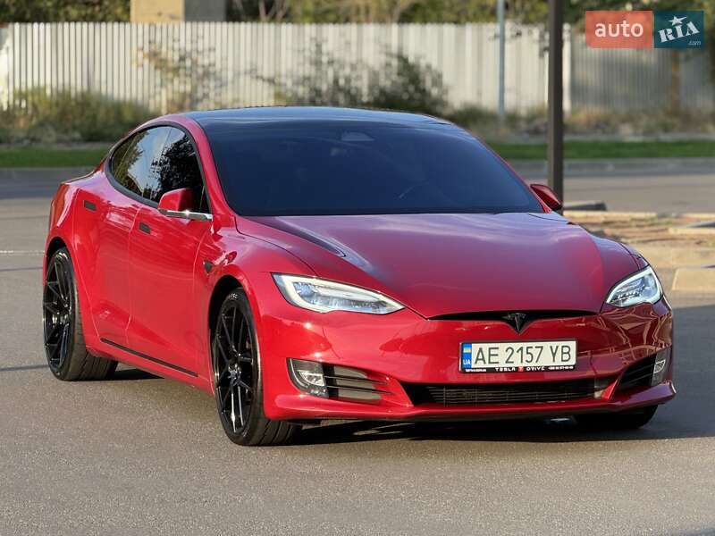 Tesla Model S 2017