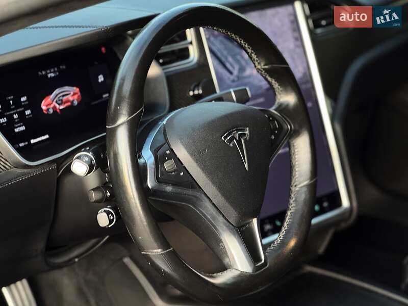 Лифтбек Tesla Model S 2017 в Днепре фото 16 Лифтбек Tesla Model S 2017 в Днепре