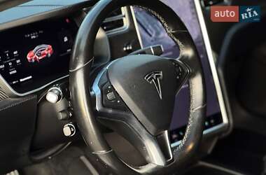 Лифтбек Tesla Model S 2017 в 