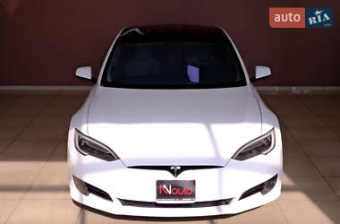 Лифтбек Tesla Model S 2016 в Одессе