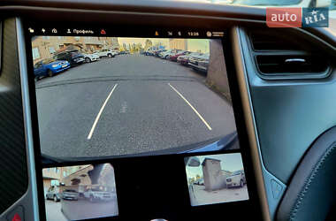 Лифтбек Tesla Model S 2019 в 