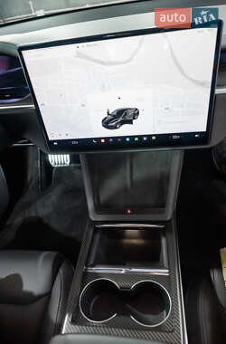 Лифтбек Tesla Model S 2021 в Коломые