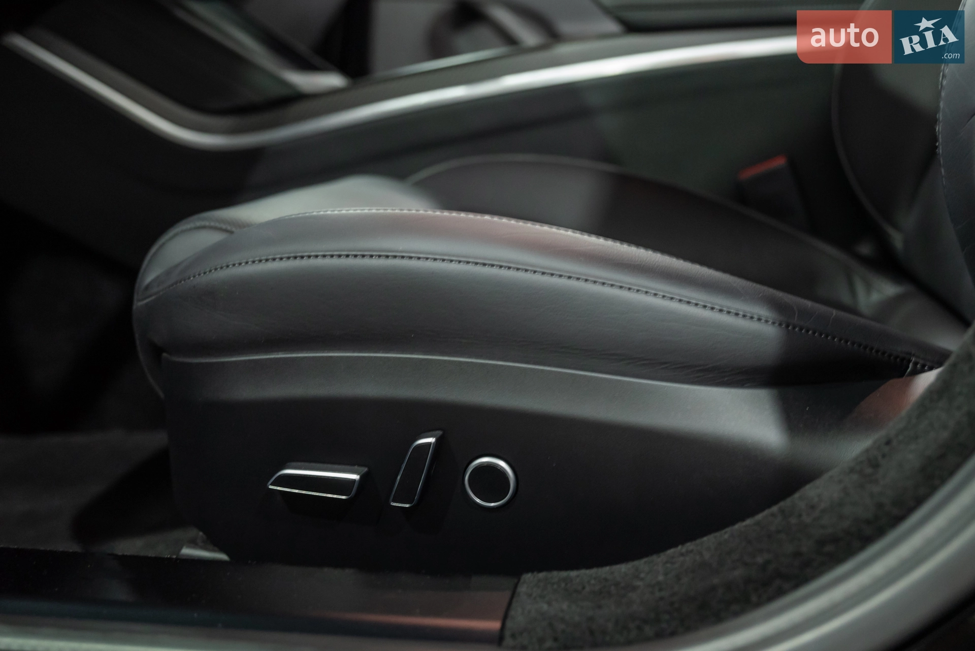 2021 Tesla Model S - мініатюра 27