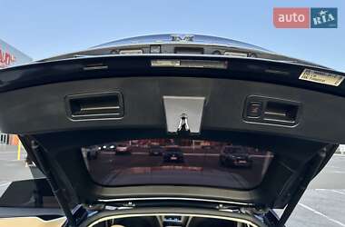 Лифтбек Tesla Model S 2013 в 