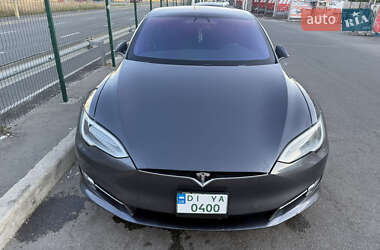Ліфтбек Tesla Model S 2018 в 