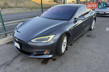 Ліфтбек Tesla Model S 2018 в Києві