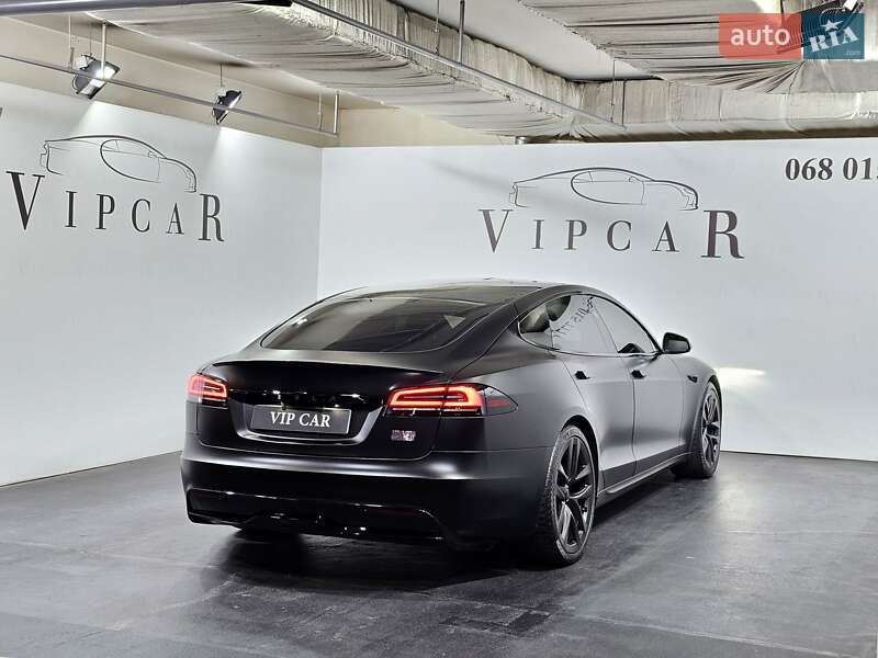 Ліфтбек Tesla Model S 2023 в Києві