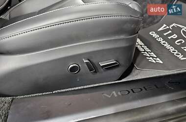 Ліфтбек Tesla Model S 2023 в 