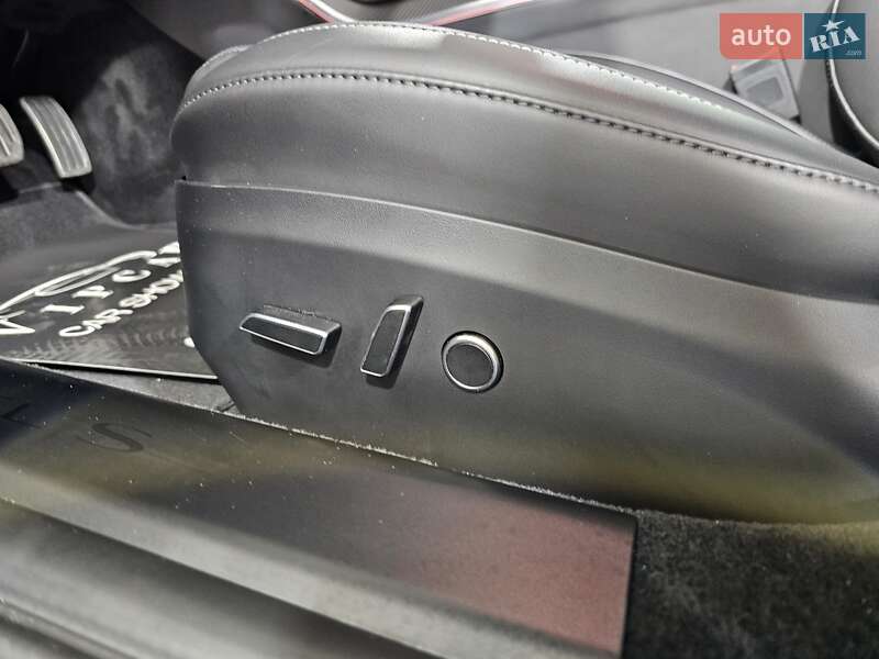 Ліфтбек Tesla Model S 2023 в Києві