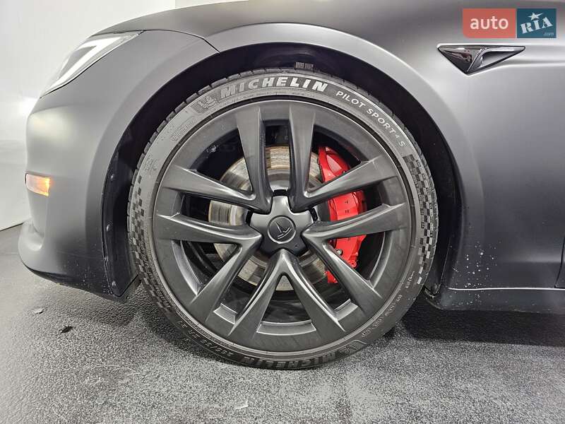 Ліфтбек Tesla Model S 2023 в Києві