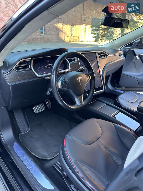 Лифтбек Tesla Model S 2013 в Львове фото 11 Лифтбек Tesla Model S 2013 в Львове