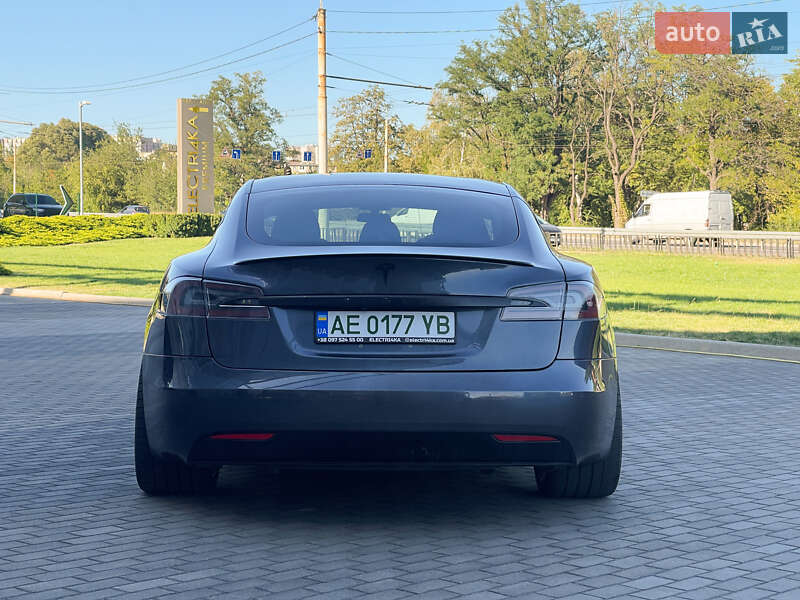 Ліфтбек Tesla Model S 2019 в Дніпрі