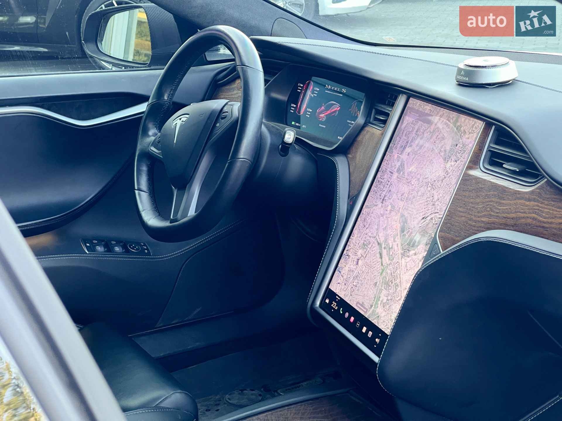 2019 Tesla Model S - мініатюра 10