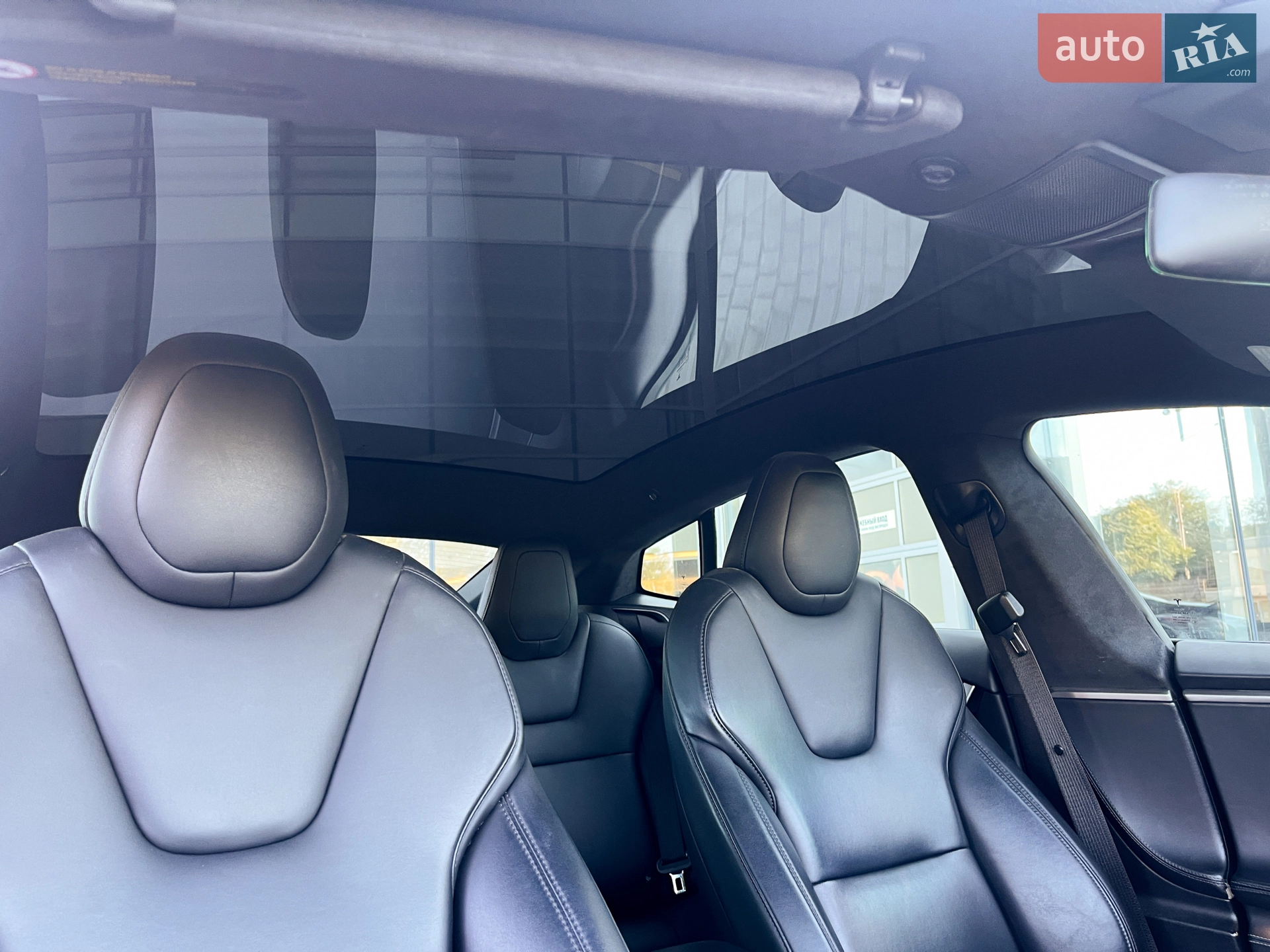 2019 Tesla Model S - мініатюра 12