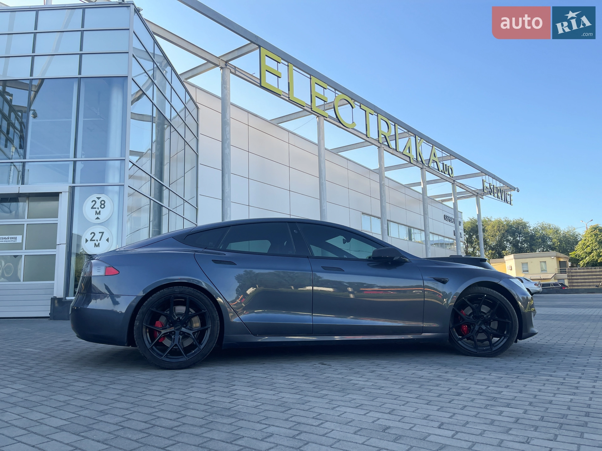 2019 Tesla Model S - мініатюра 8
