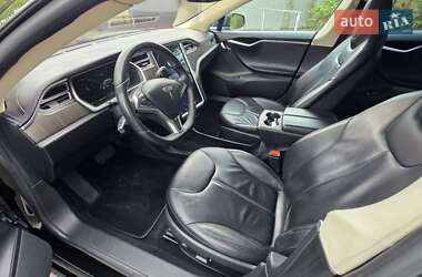 Лифтбек Tesla Model S 2013 в Калуше