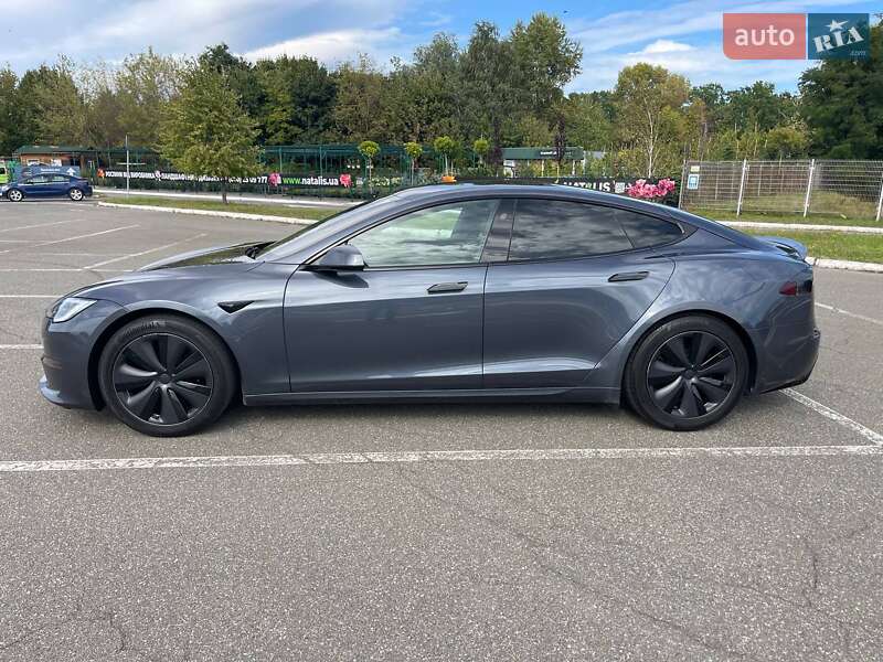 Лифтбек Tesla Model S 2021 в Киеве фото 3 Лифтбек Tesla Model S 2021 в Киеве
