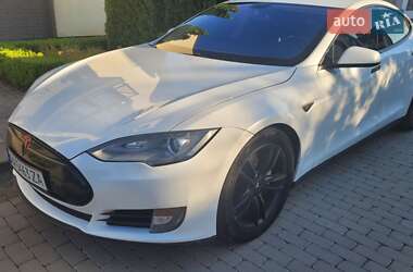 Ліфтбек Tesla Model S 2013 в 