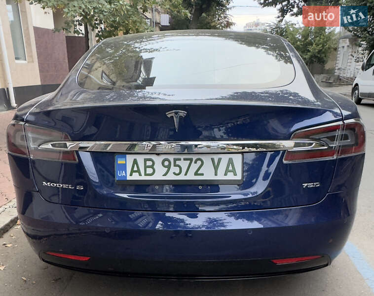 Ліфтбек Tesla Model S 2018 в Хмельницькому
