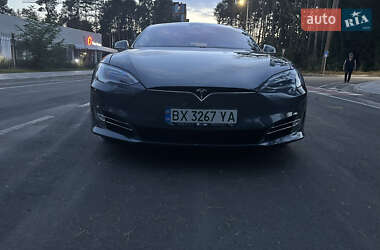 Ліфтбек Tesla Model S 2018 в 