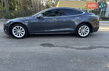 Ліфтбек Tesla Model S 2018 в 