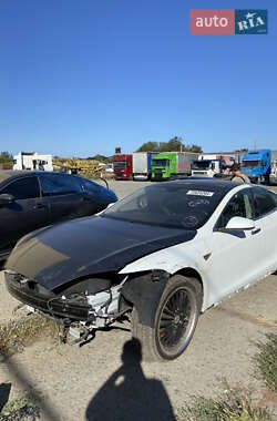 Ліфтбек Tesla Model S 2014 в Великодолинському