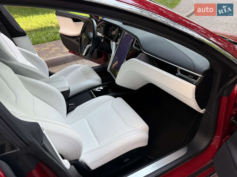 Ліфтбек Tesla Model S 2017 в Броварах