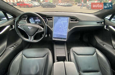 Ліфтбек Tesla Model S 2015 в 