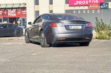 Лифтбек Tesla Model S 2018 в 
