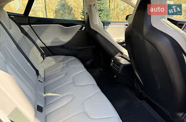 Лифтбек Tesla Model S 2013 в Ивано-Франковске