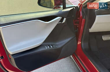 Лифтбек Tesla Model S 2013 в Ивано-Франковске