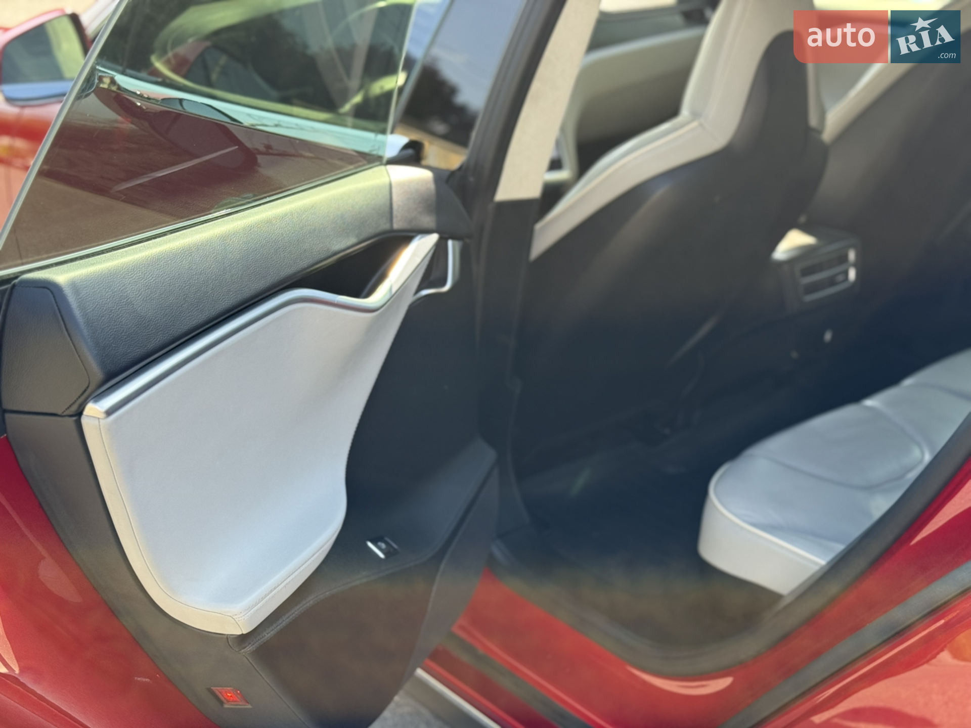 2013 Tesla Model S - мініатюра 15