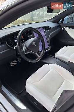 Ліфтбек Tesla Model S 2019 в 