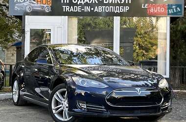 Ліфтбек Tesla Model S 2015 в 