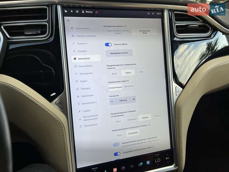 Ліфтбек Tesla Model S 2015 в Харкові